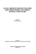 Local service pricing policies and their effect on urban spatial structure /