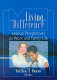 Living "difference" : lesbian perspectives on work and family life /