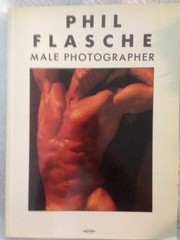 Phil Flasche : male photographer.