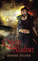 Queen of shadows /